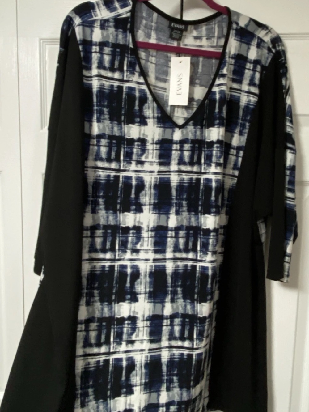 Evans Women's Black & Navy Printed V-Neck Tunic Top Size 22/24